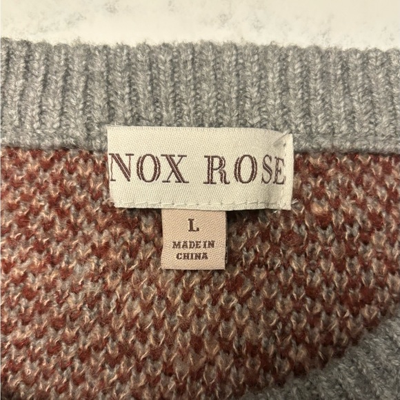 Knox Rose Floral Sweater - Picture 3 of 4